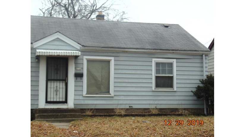 4728 N 22nd St Milwaukee, WI 53209 by Ogden & Company, Inc. $43,200