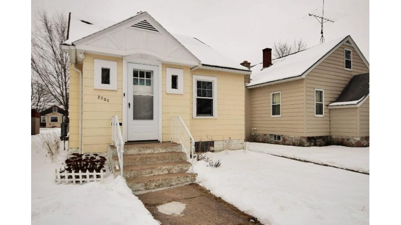 2036 Prospect St La Crosse, WI 54603 by Cindy Gerke & Associates $119,900