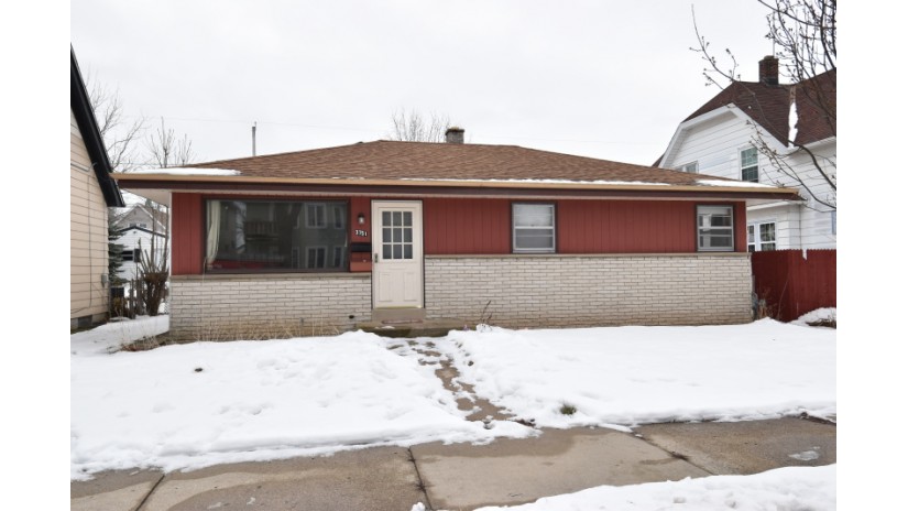 3751 E Edgerton Ave Cudahy, WI 53110 by Shorewest Realtors $149,900