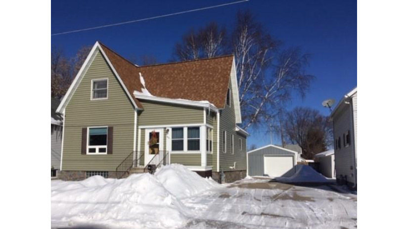 2010 Lewis Marinette, WI 54143 by Broadway Real Estate $87,500