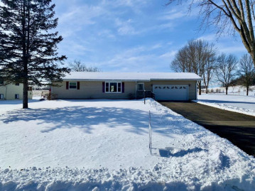 N5219 First Ave, Hamilton, WI 54669-9210