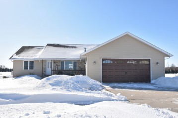 331 Autumn Ln, Campbellsport, WI 53010-2269