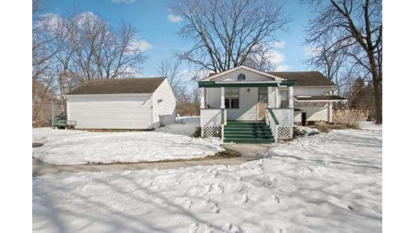 2532 Zerfas Dr Twin Lakes, WI 53181 by Coldwell Banker Realty -Racine/Kenosha Office $175,000