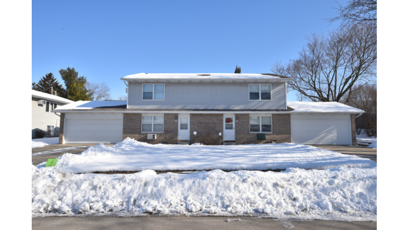 438 Pine St Hartford, WI 53027 by Shorewest Realtors $259,900