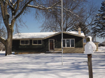 7841 Hagemann Rd, Caledonia, WI 53108-9523