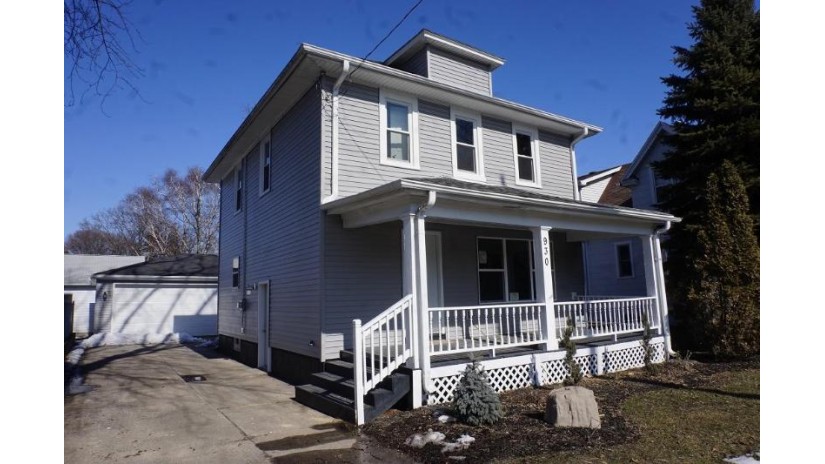 930 75th St Kenosha, WI 53143 by RealtyPro Professional Real Estate Group $229,900