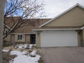 950 Spyglass Hill 19C, Waterford, WI 53185-3995