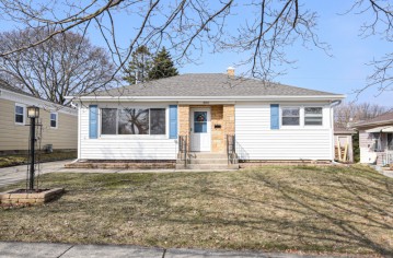 800 Oregon St, Racine, WI 53405-2245