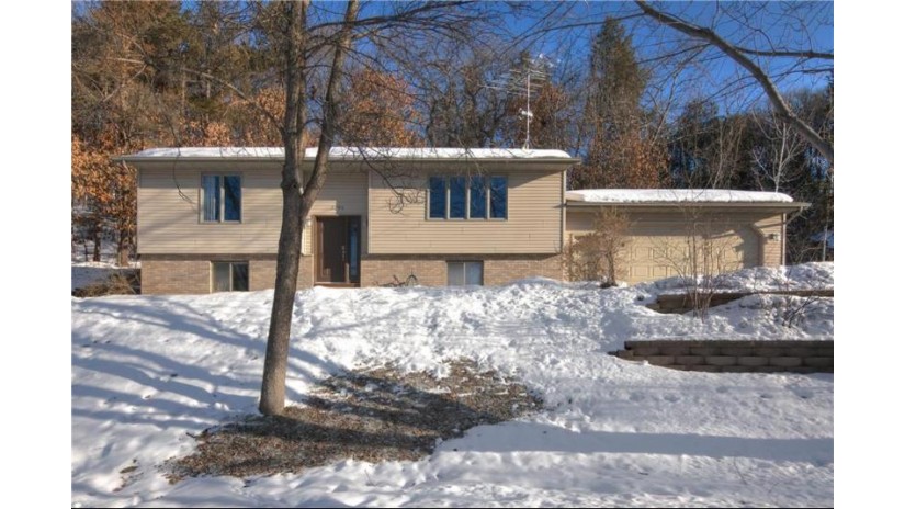 2246 Hatch Street Eau Claire, WI 54701 by C21 Affiliated $239,900