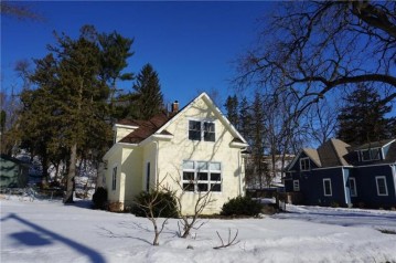 346 East Wall Street, Ellsworth, WI 54011