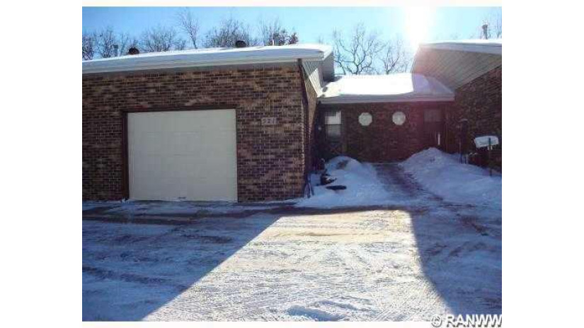 521 Goldsmith Chippewa Falls, WI 54729 by Cb Brenizer/Chippewa $91,900