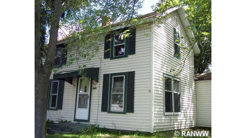 232 North Mill St Barron, WI 54812 by Cb Brenizer/Rice Lake $39,900