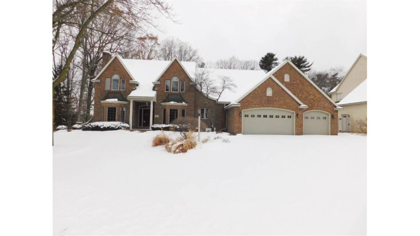 110 Stonebridge Court Green Bay, WI 54313 by Mark D Olejniczak Realty, Inc. $529,900