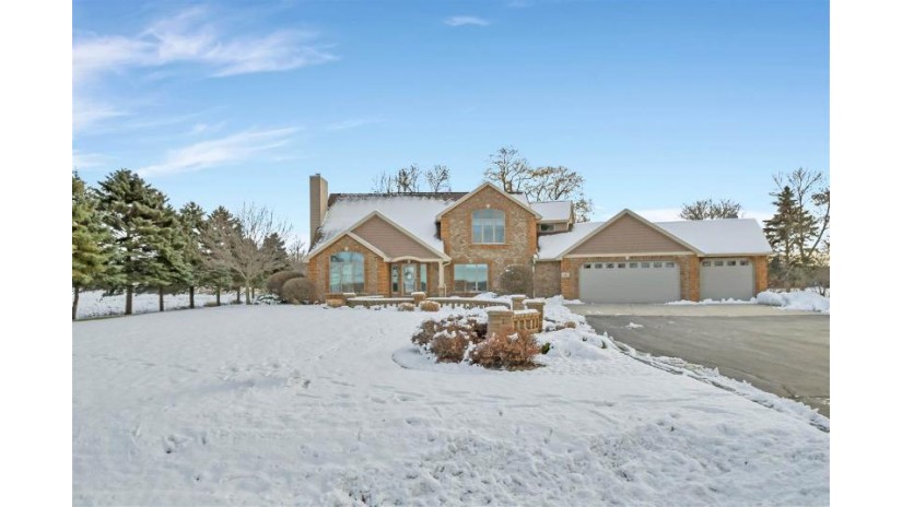 4422 Nicolet Drive Scott, WI 54311 by Ben Bartolazzi Real Estate, Inc $505,700