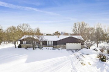 5464 Algoma Road, Green Bay, WI 54229