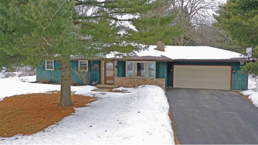 N3577 Sunset Lane Mukwa, WI 54961 by RE/MAX Lyons Real Estate $155,900