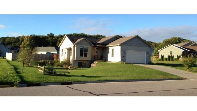 510 Prairie Ln Mazomanie, WI 53560 by The Mcgrady Group, Llc $265,000