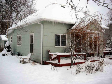 308 E Main St, La Farge, WI 54639