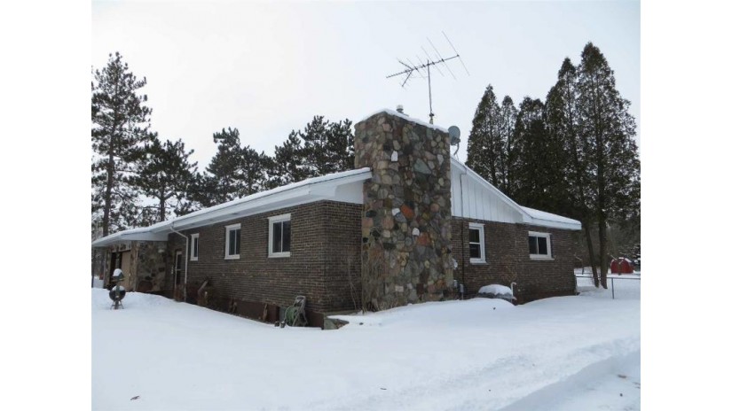N8881 County Road Jj Newton, WI 53964 by Robinson Realty Company $154,900