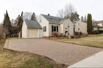 207 Yawkey Avenue, Rothschild, WI 54474