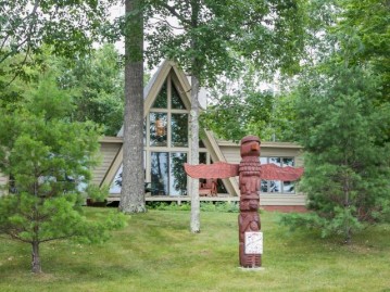 5336 Avenue Of Birches Rd, Manitowish Waters, WI 54545
