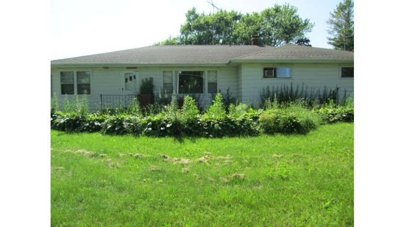 N3582 Blueberry Ln Lyndon, WI 53093 by Century 21 Moves $299,900