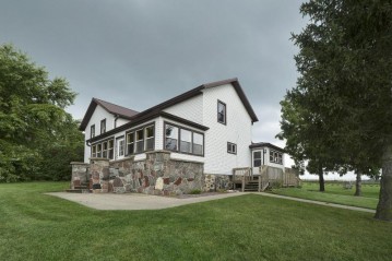 N5614 County Road F, Concord, WI 53178-9736