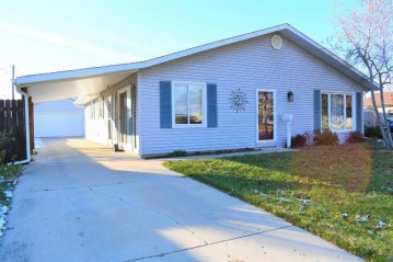 1612 State St, Union Grove, WI 53182-1731