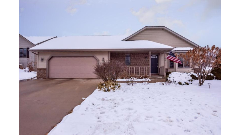 3202 Dubin Cir West Bend, WI 53090 by First Weber Inc - Brookfield $299,900