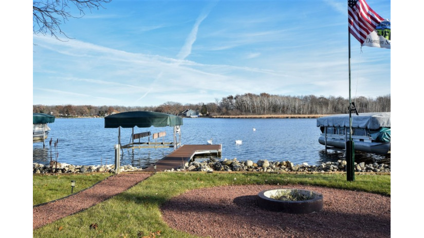 5828 Riverside Rd Waterford, WI 53185 by Shorewest Realtors $499,900