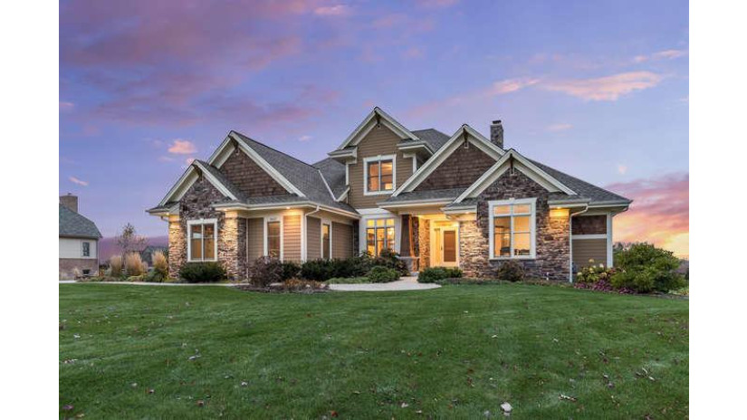 7037 W Oakview Ct Mequon, WI 53092 by Powers Realty Group $1,189,000