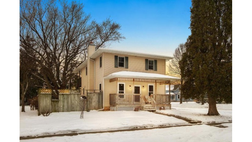 104 Clark St S West Salem, WI 54669 by Berkshire Hathaway HomeServices North Properties $204,900