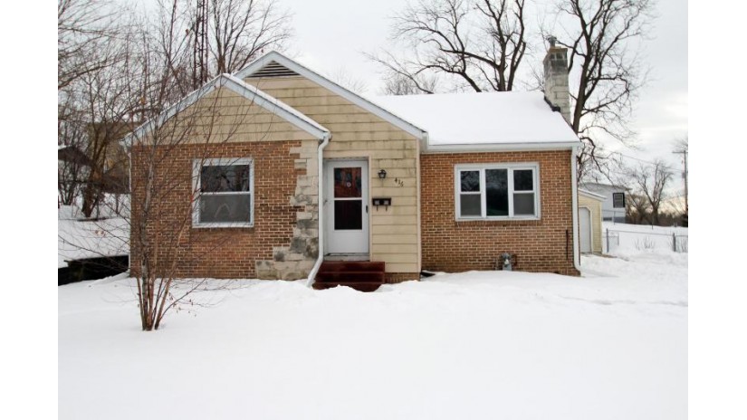 416 W Racine St Jefferson, WI 53549 by RE/MAX Community Realty $135,000