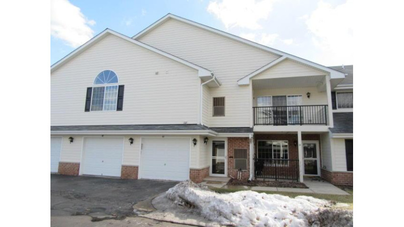 1524 24th Ave 44 Kenosha, WI 53140 by RE/MAX ELITE $149,900