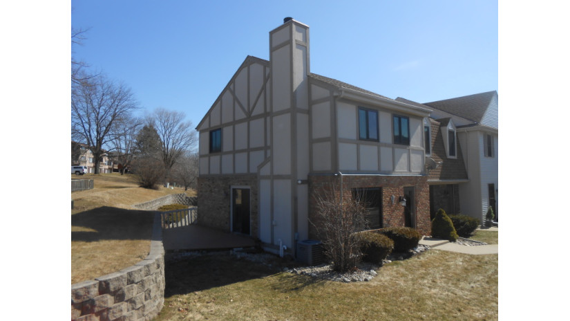 330 Willow Grove Dr H Pewaukee, WI 53072 by Shorewest Realtors $179,000