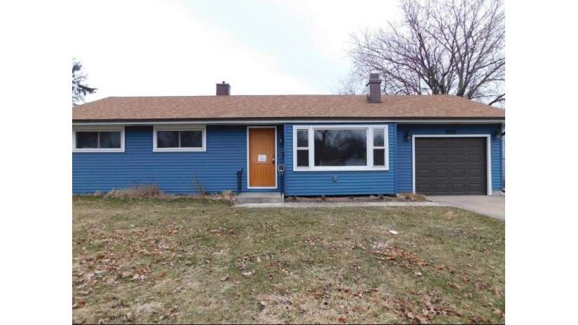 1623 S Oakhill Ave Janesville, WI 53546 by NextHome Success-Ft Atkinson $95,000