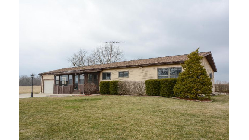 S102W21804 Kelsey Dr Muskego, WI 53103 by Berkshire Hathaway HomeServices Metro Realty $295,000