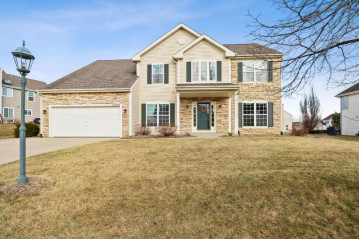 W130S9726 Jimmy Demaret Dr, Muskego, WI 53150-5239