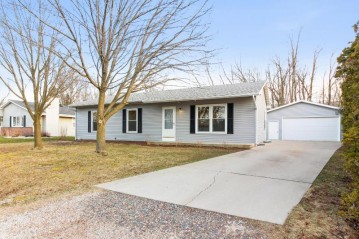 2955 Stonebridge Dr, Caledonia, WI 53404