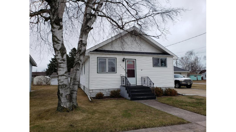 1105 Lowell St Two Rivers, WI 54241 by Coldwell Banker Real Estate Group~Manitowoc $84,500