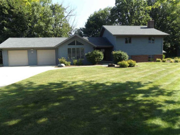 N394 Breezewood Drive, Buchanan, WI 54915