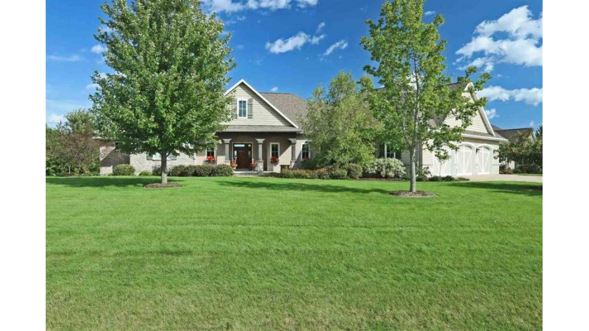 8036 Nichole Heights Clayton, WI 54956 by First Weber, Inc. $999,900