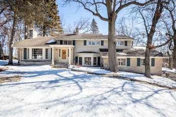 2631 Oakwood Avenue, Allouez, WI 54301-1811