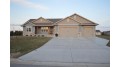 1530 Woodview Lane Luxemburg, WI 54217 by Micoley.com Llc $324,900