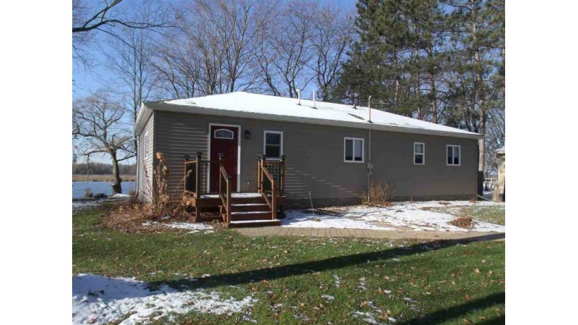 N4615 Oak Rd Princeton, WI 54968 by Whitemarsh Properties Llc $259,900