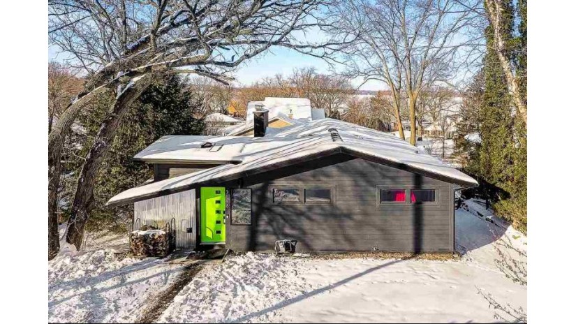 5118 Lake Mendota Dr Madison, WI 53705 by Keller Williams Realty $748,500