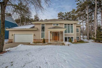 N4029 Majestic Cir, Oakland, WI 53523-9799