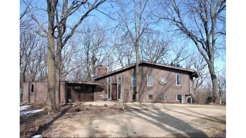 4254 Sprecher Rd Blooming Grove, WI 53718 by Re/Max Property Shop $350,000