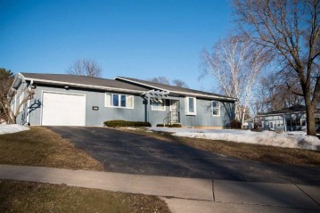 1544 East St, Baraboo, WI 53913