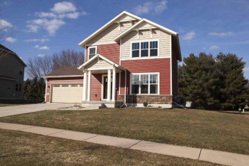 304 Heritage Square Dr, Deerfield, WI 53531